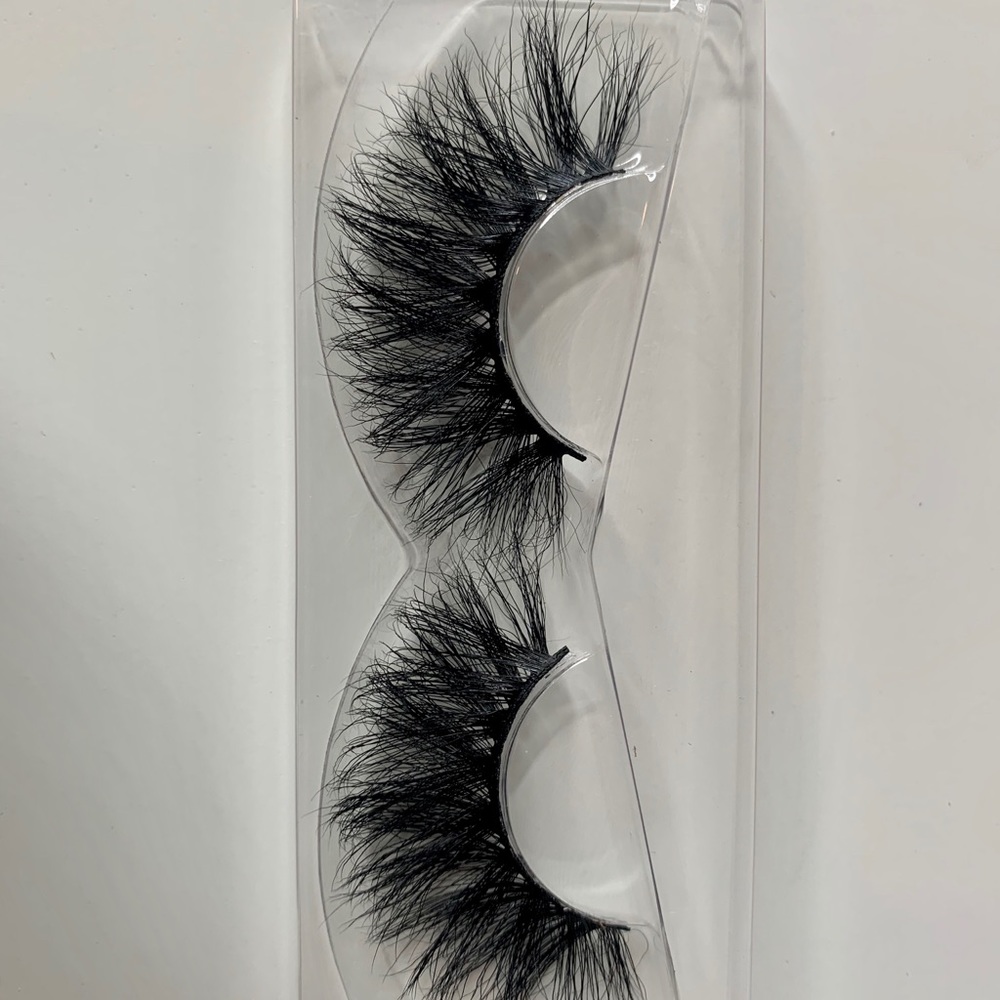 New D22 Eyelashes